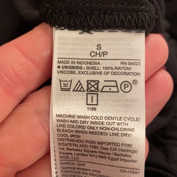 GAP Lace Trimmed Jumpsuit - Picture 12 of 12